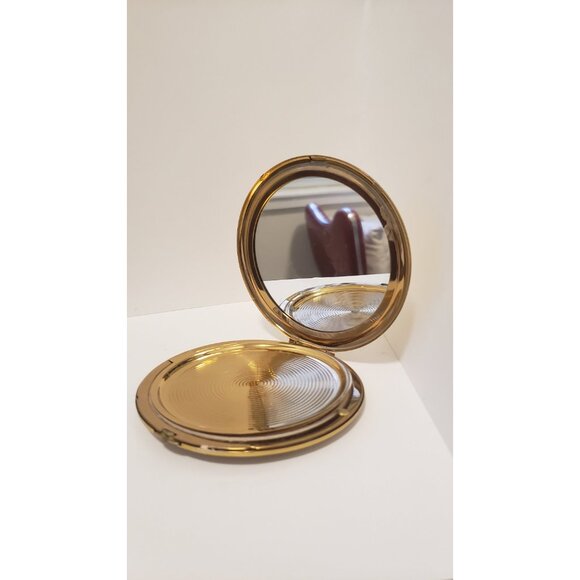 Vintage Gold Tone Compact: Crinoline Lady Design, Vanity Mirror - Picture 8 of 10